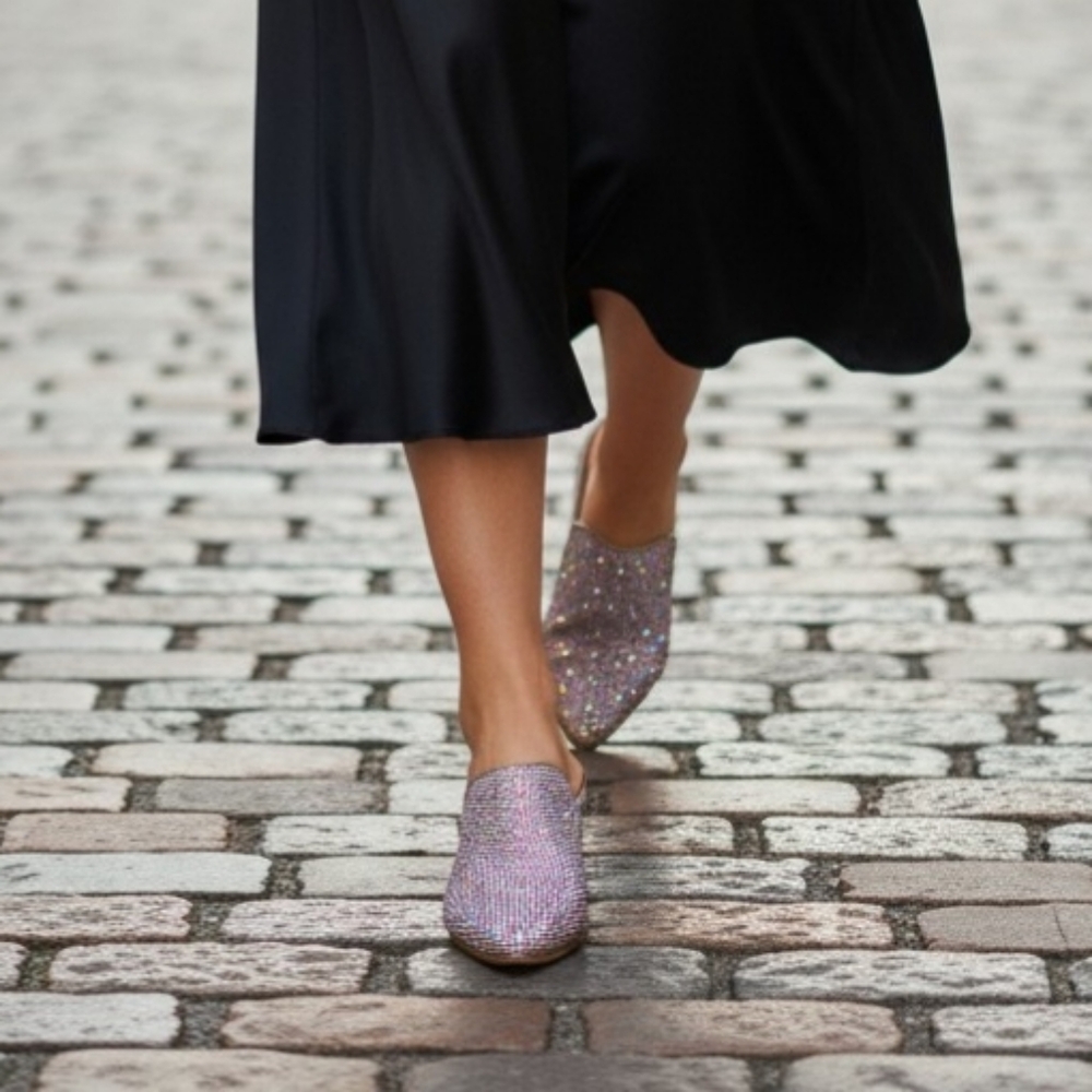 Sparkle Slip-On Women's Mules in Lavender